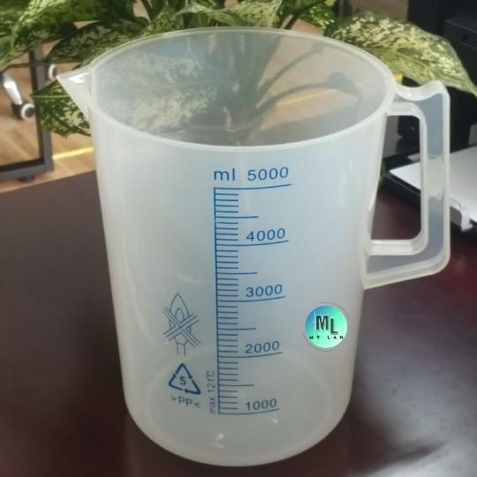 Ca nhựa có quai 500ml, kẻ vạch xanh